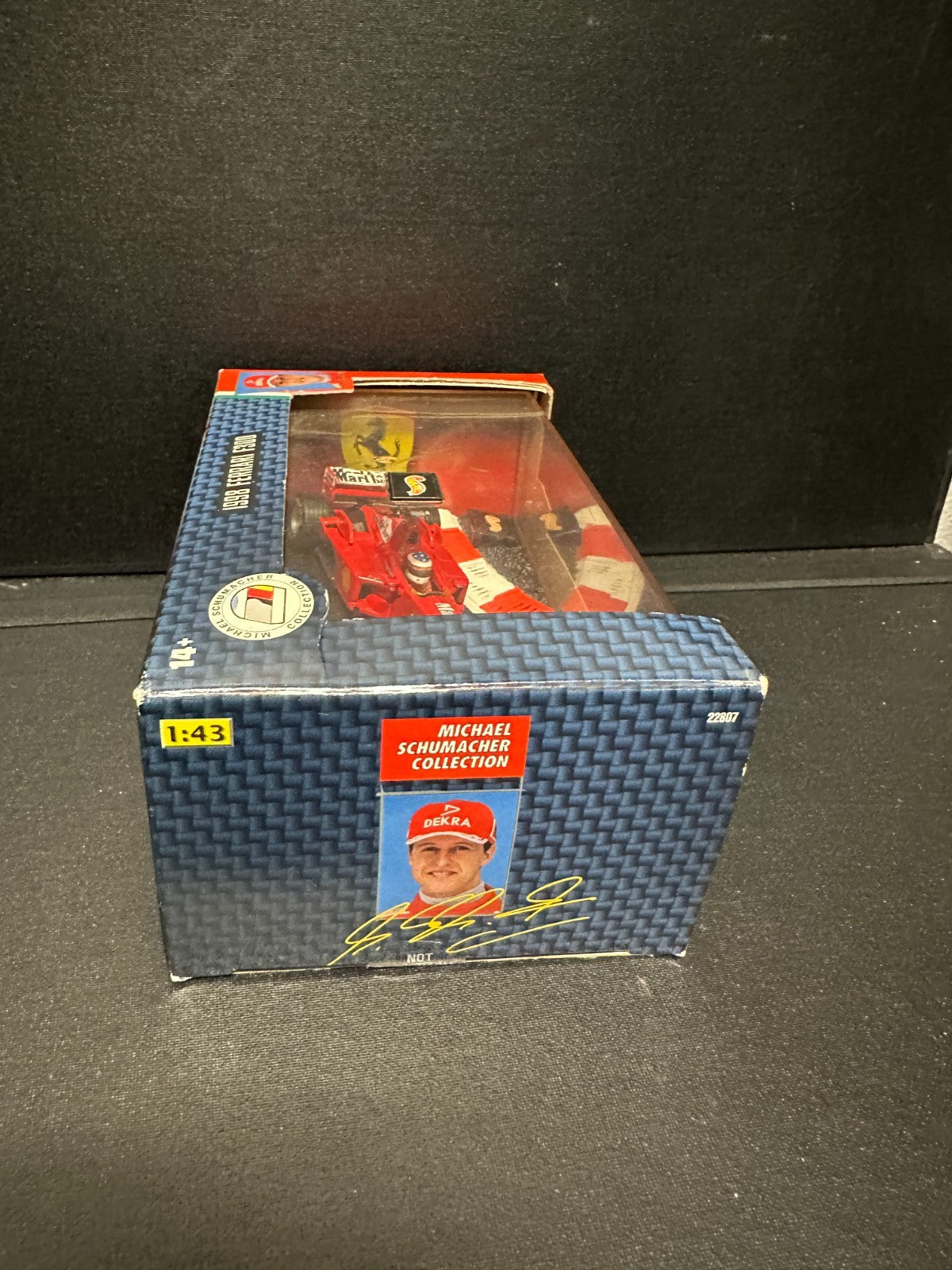 Hot Wheels Racing Michael Schumacher Ferrari F399 1999  1:43 Scale