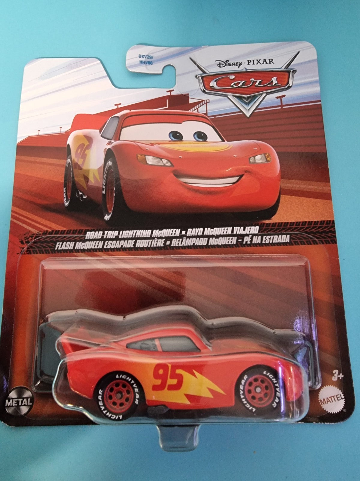 DIE CAST DISNEY PIXAR CARS MOVIE CAR 1:55 ROAD TRIP LIGHTNING MCQUEEN