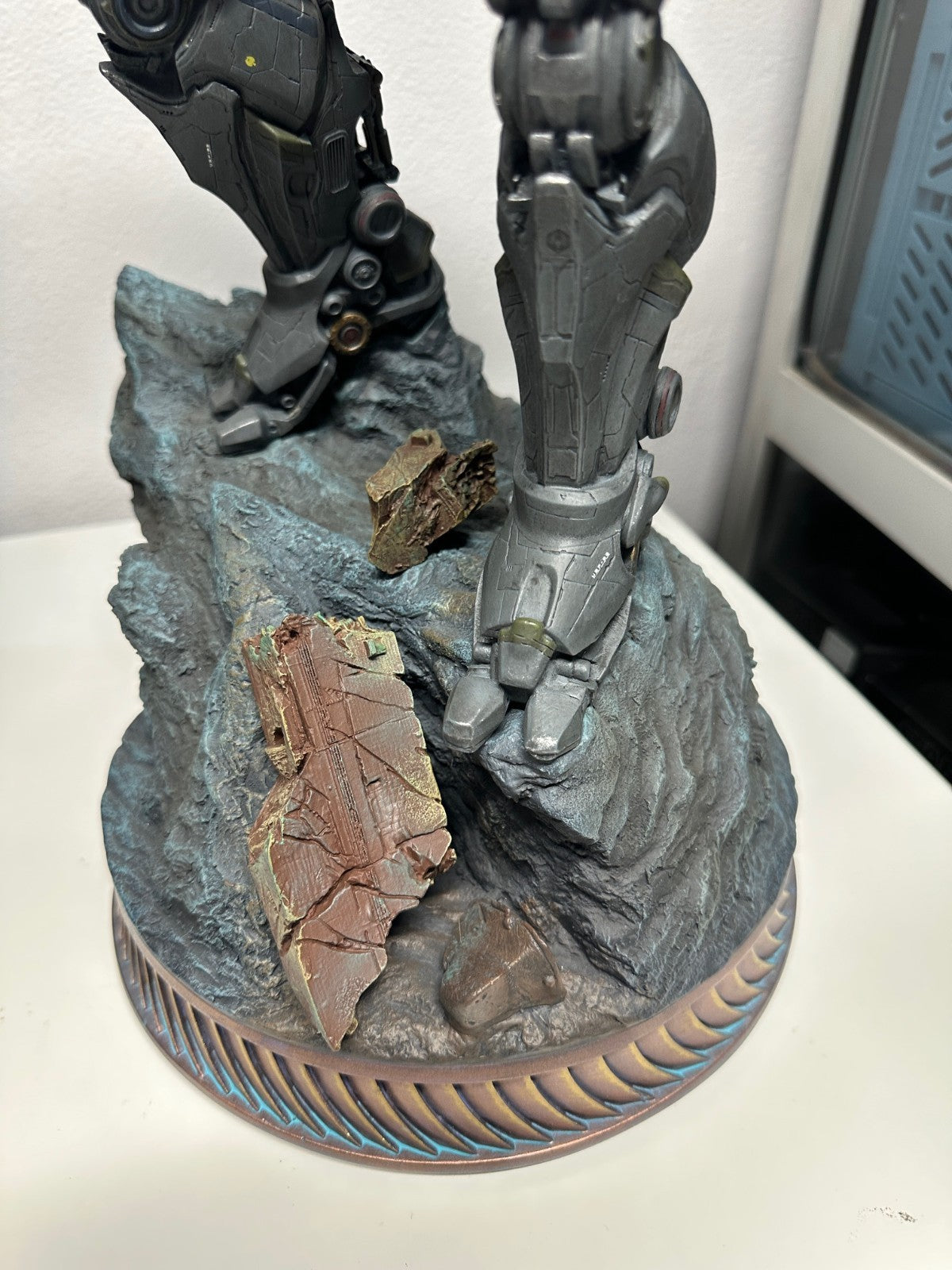 Sideshow Collectibles - Pacific Rim STRIKER EUREKA Statue