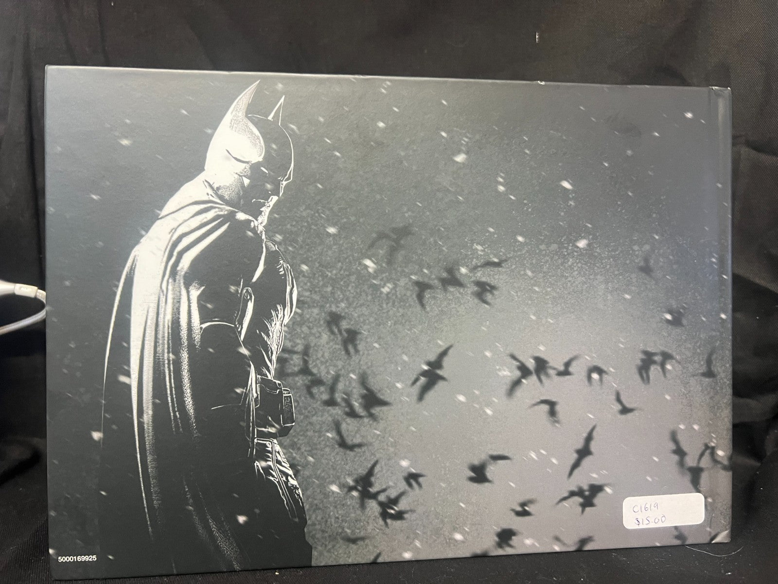 Batman Arkham Origins Art Book Hardcover DC Gotham City WB Games