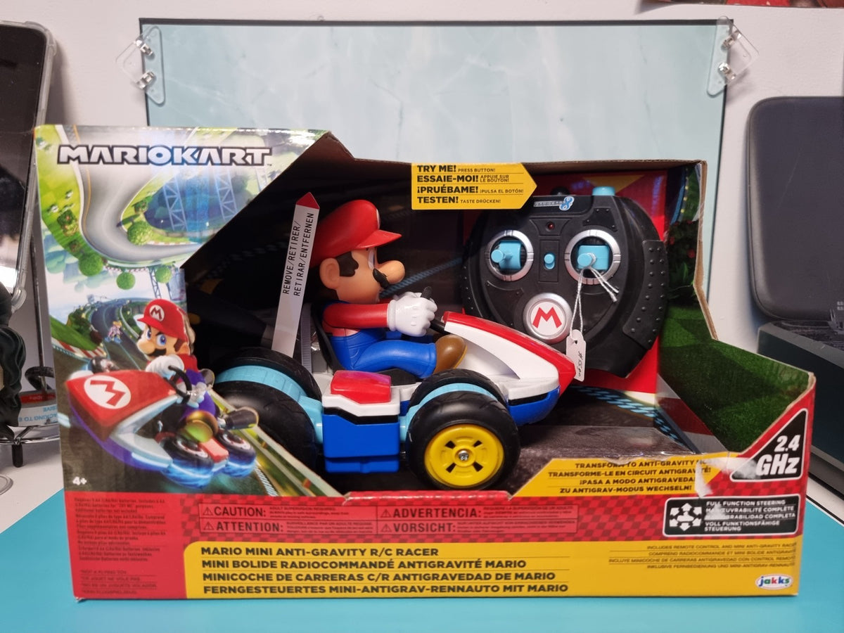 SUPER MARIO KART 8 NINTENDO ANTI-GRAVITY RC RACER REMOTE CONTROL CAR