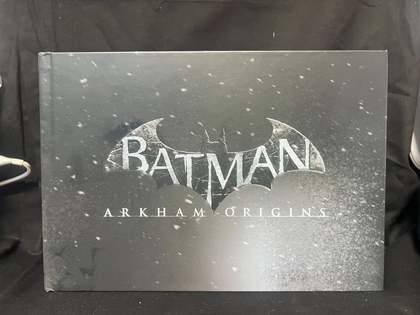 Batman Arkham Origins Art Book Hardcover DC Gotham City WB Games