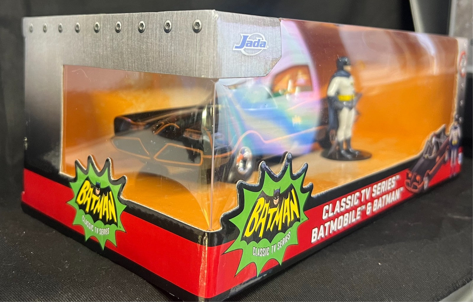 1:24 1966 Batmobile w/Batman Figurine -- Classic TV Series -- JADA