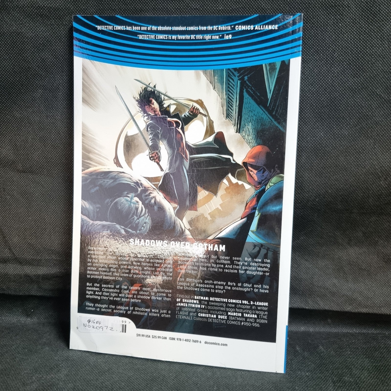 Batman Detective Comics Volume 3: League of Shadows