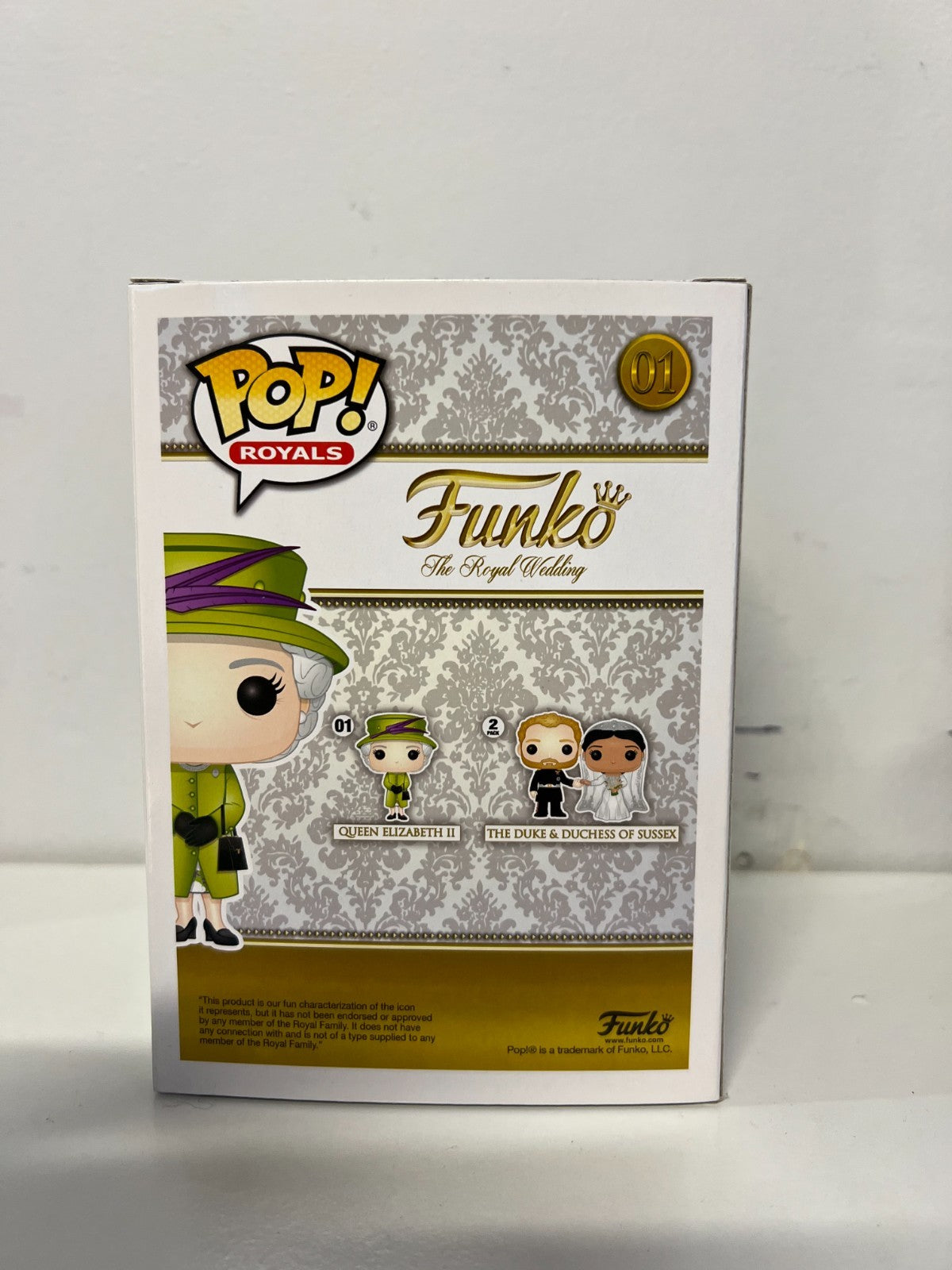 Royal Family - Queen Elizabeth II Green Dress FUNKO Pop Vinyl! 01