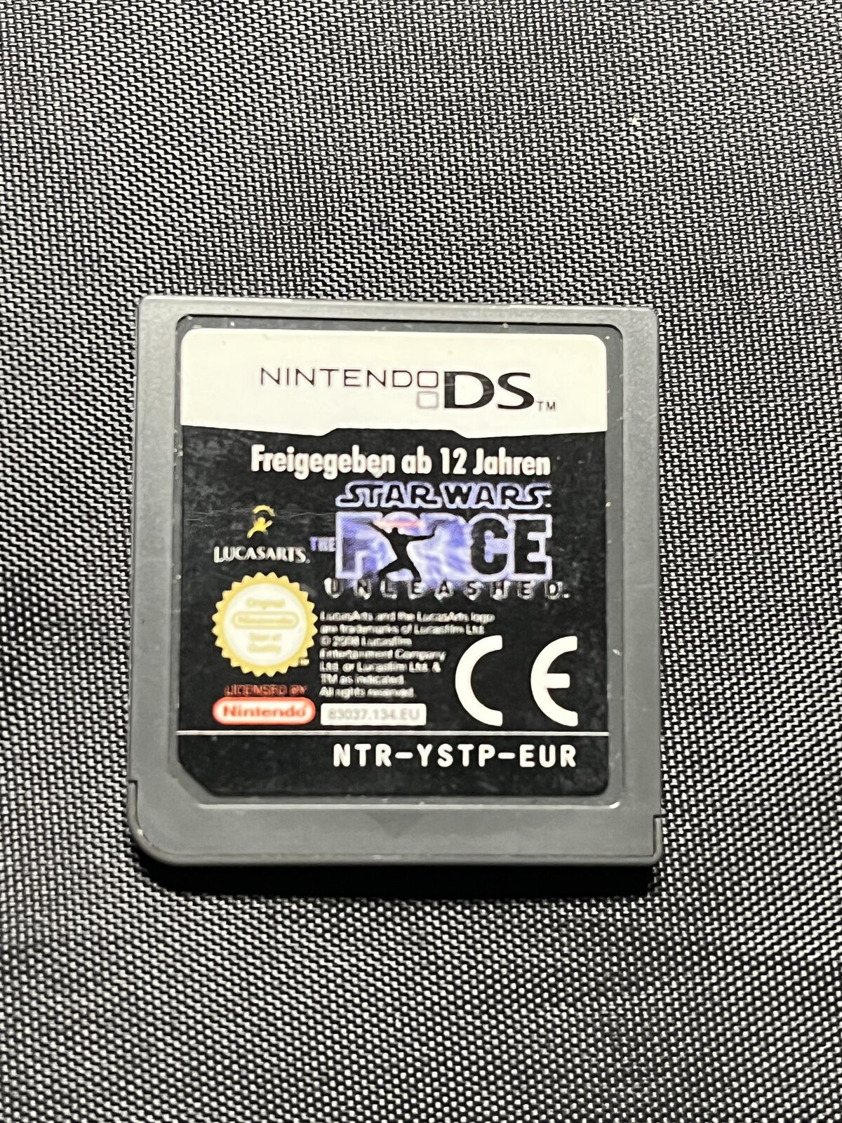 Star Wars The Force Unleashed  Nintendo DS Cartridge