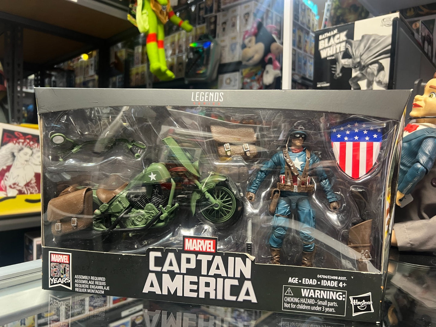 Hasbro Marvel Legends Series Captain America with Motorcycle Action Figure