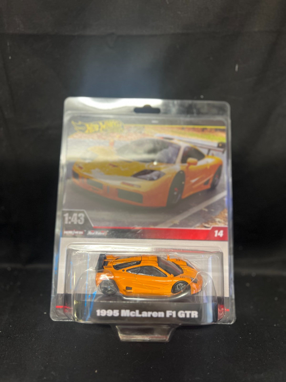 Hot Wheels Premium 1:43 Scale | 1995 McLaren F1 GTR