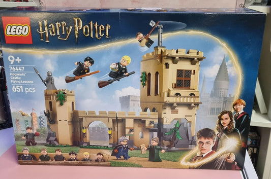 LEGO Harry Potter Hogwarts Castle: Flying Lessons 76447