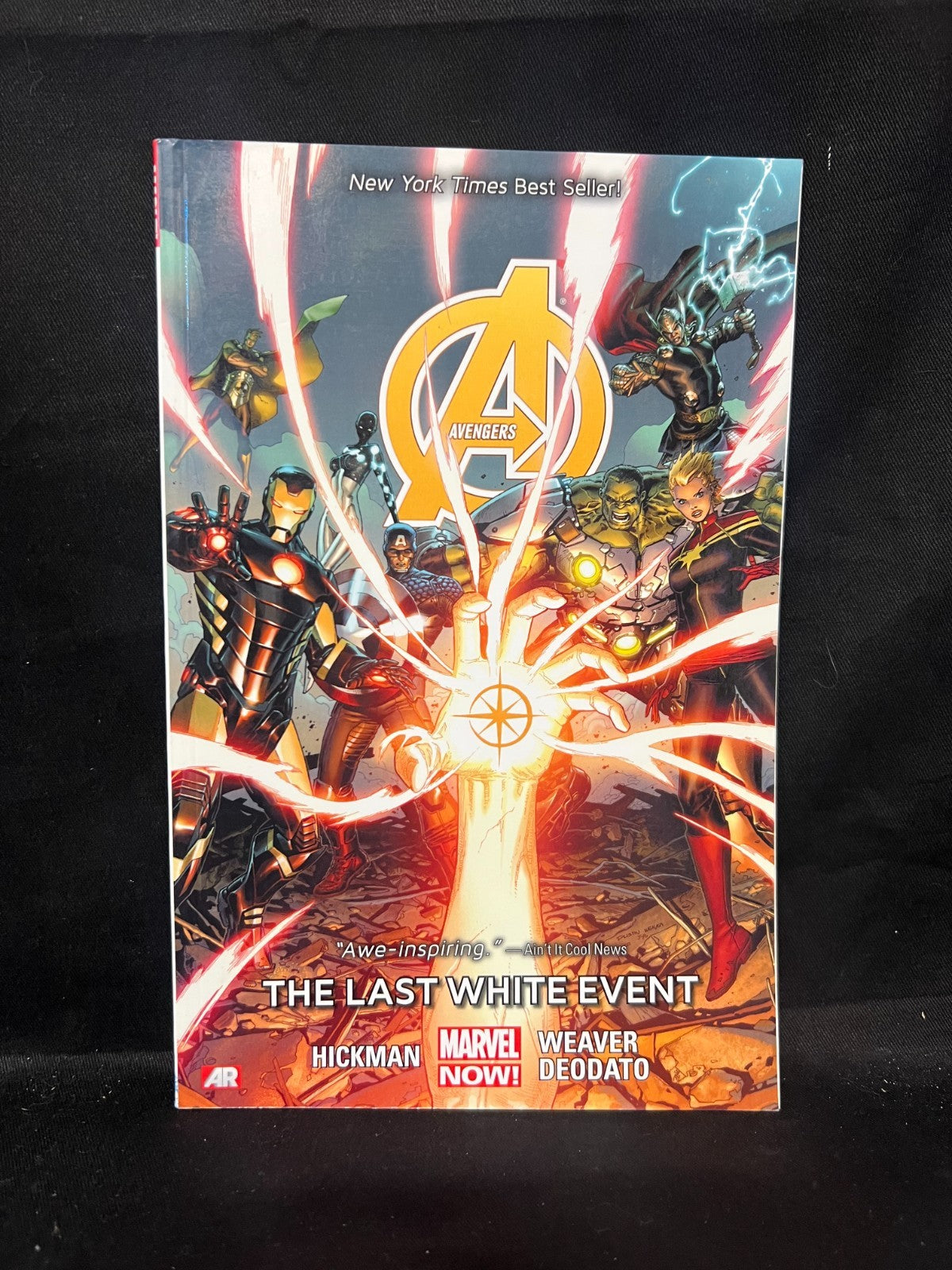 Avengers by Jonathon Hickman Volume 2 The Last White Event Marvel Now