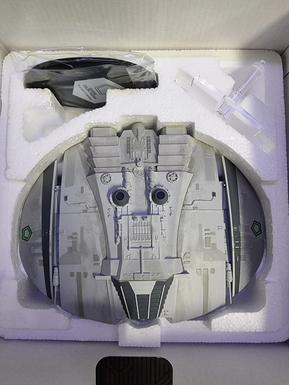 Eaglemoss Battlestar Galactica Ship Replica | Classic Cylon Raider