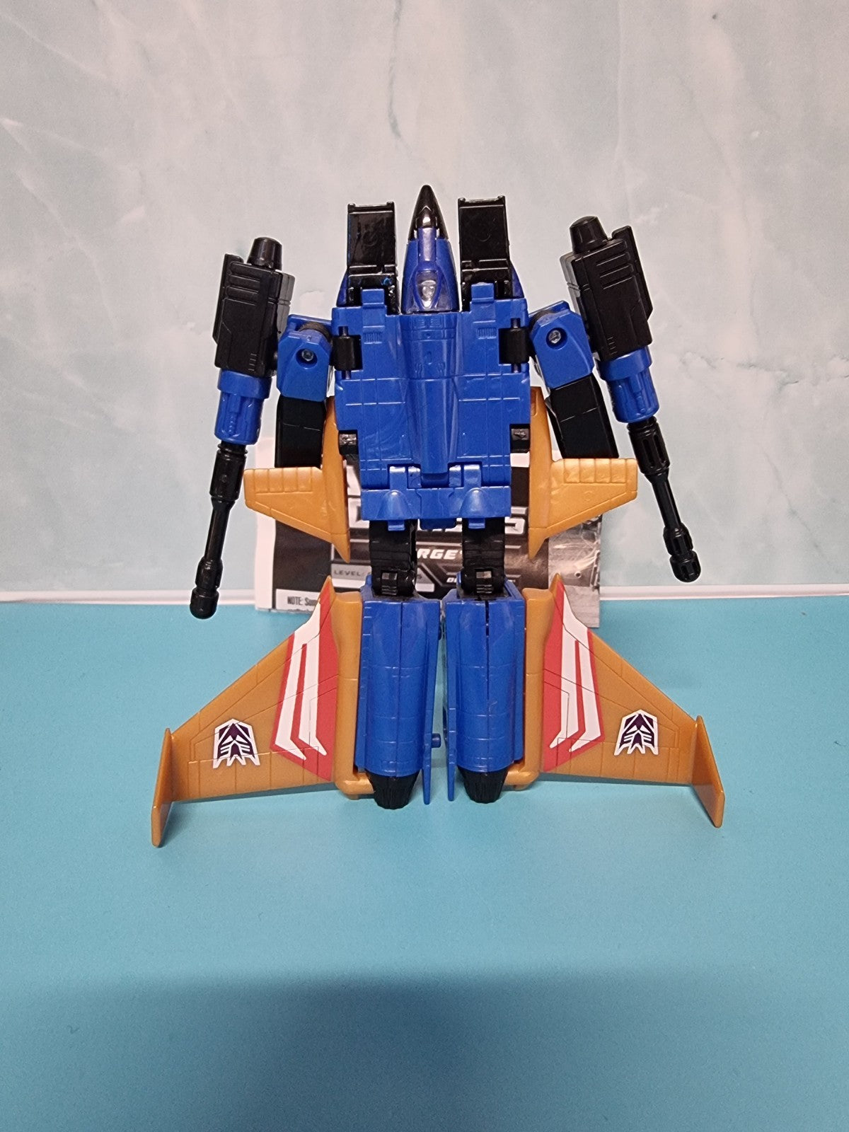 Transformers Generations DIRGE Deluxe Class Decepticon HASBRO 2010
