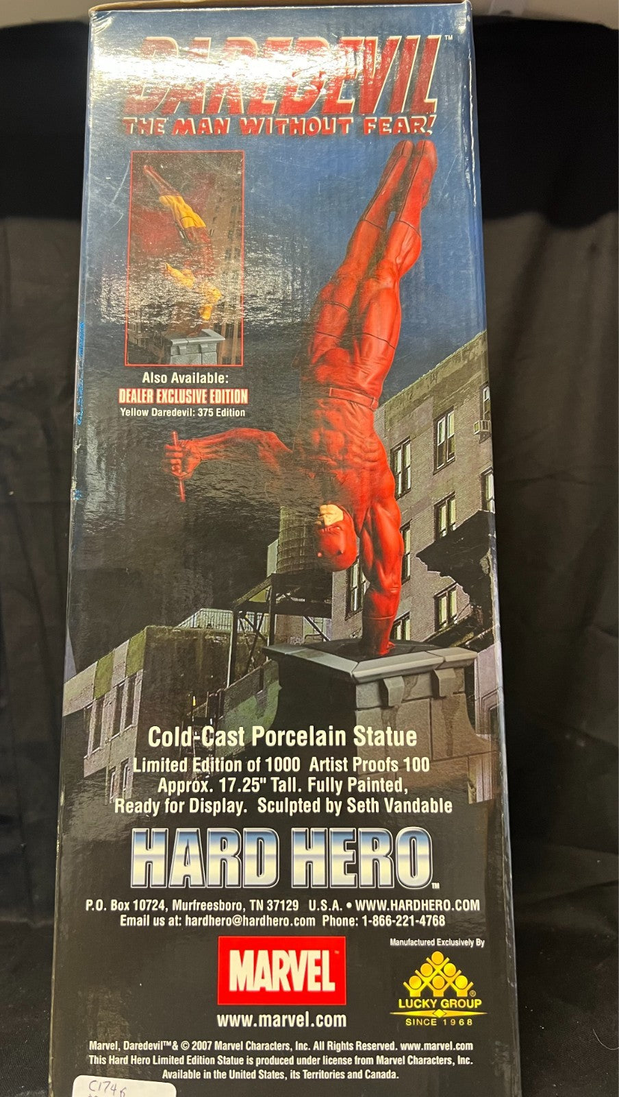 Hard Hero DAREDEVIL Red Costume Statue  348/1000 dare devil