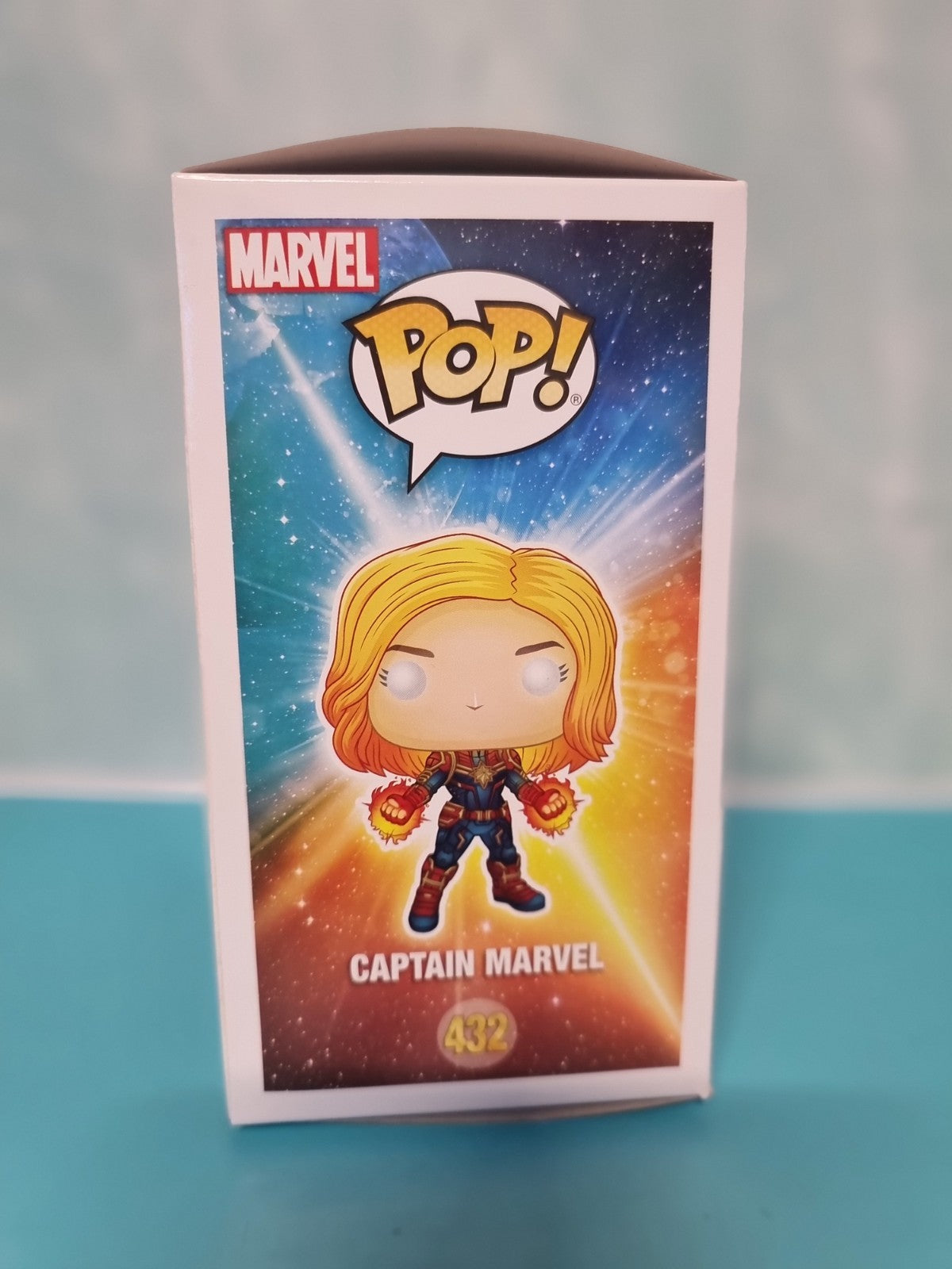 Funko Pop! CAPTAIN MARVEL Glow in the Dark Marvel Collector Corps