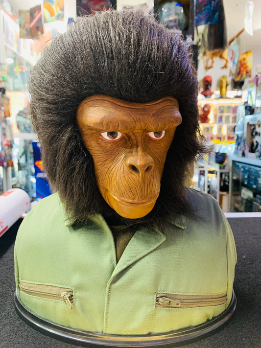 Planet of the apes bust no box or movies