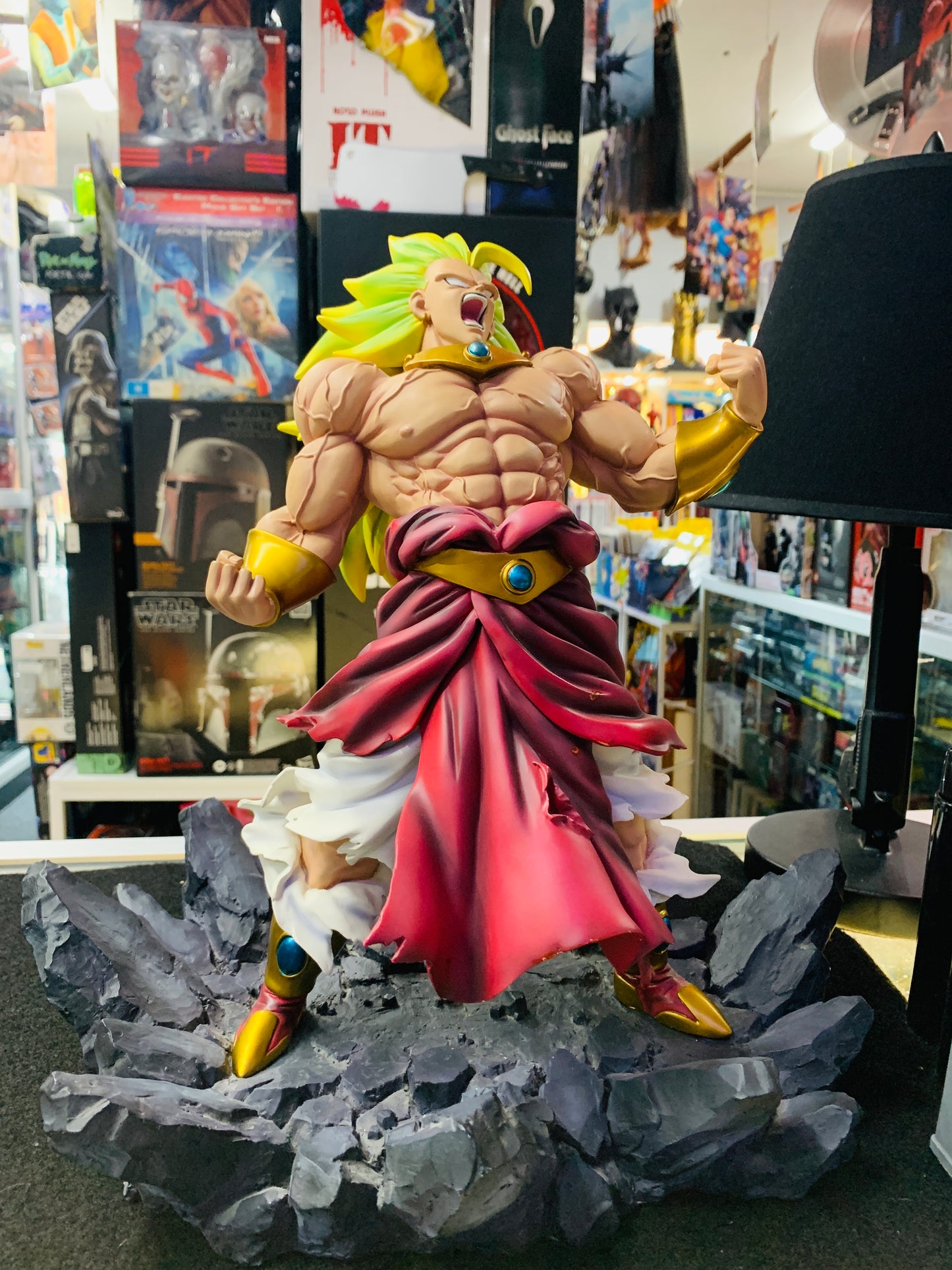 Dragon ball Z resen figurine 38 cm high no box minor marks perfer pick up