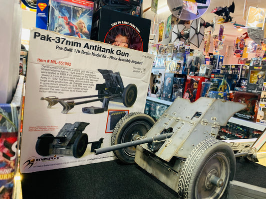 Pak-37 mm Anitank Gun very large