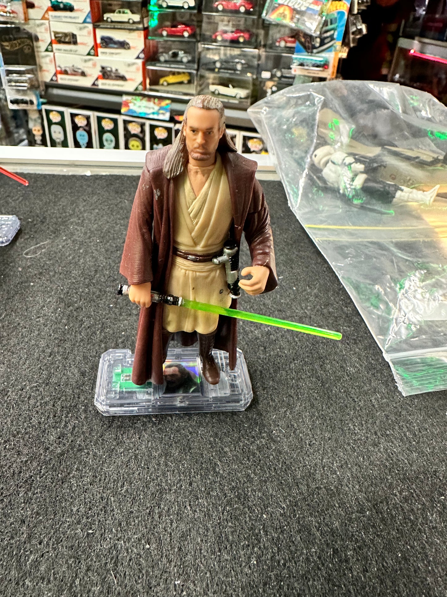 STAR WARS Phantom Menace Qui-Gon Jinn Naboo 1999 Loose Action Figure