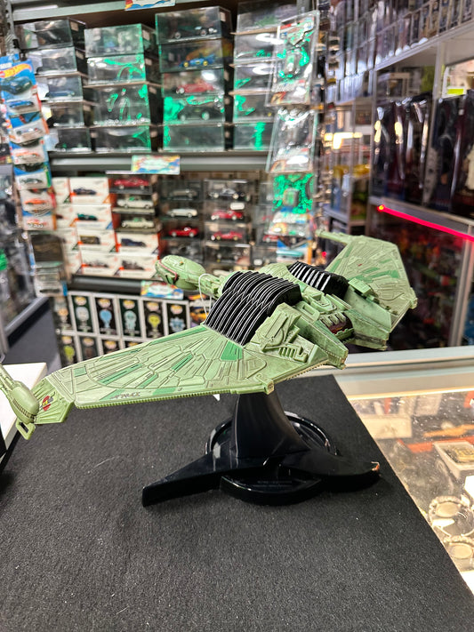 Star Trek Starship Legends: Klingon Bird of Prey by Diamond Select