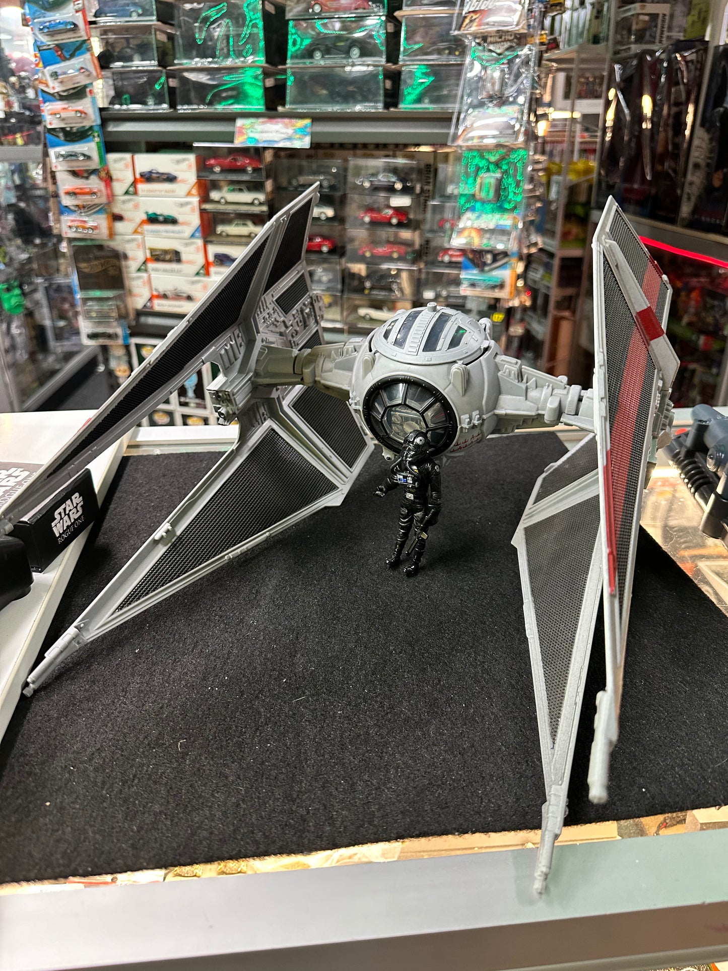 Star Wars “Elite Tie Interceptor” With 181st Squadron Tie Pilot