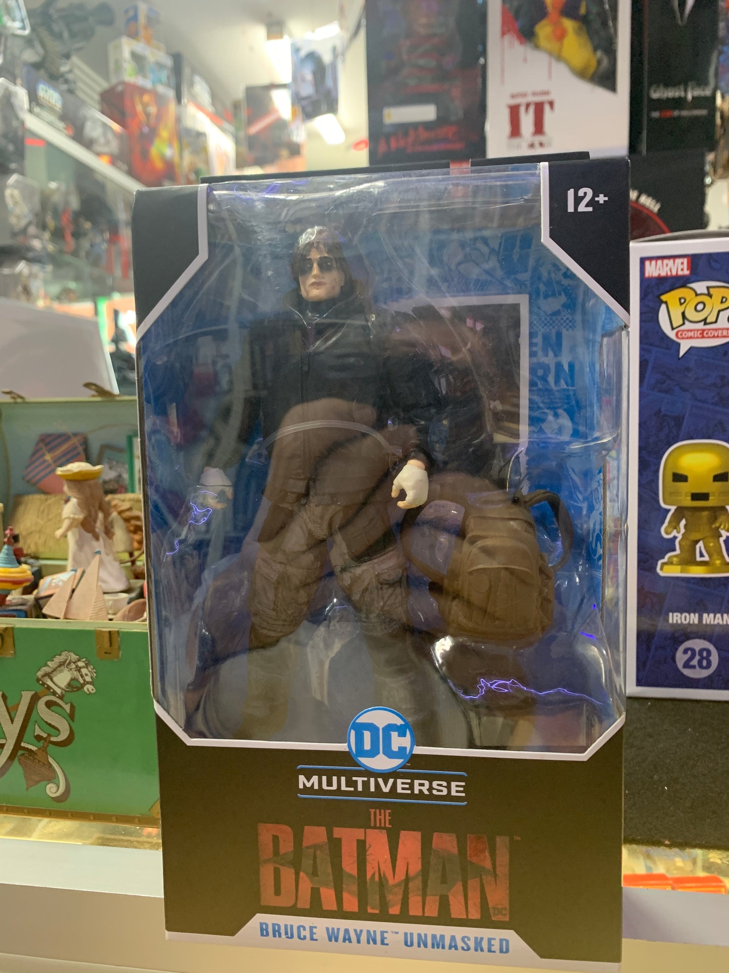 DC multiverse the Batman Bruce Wayne unmasked