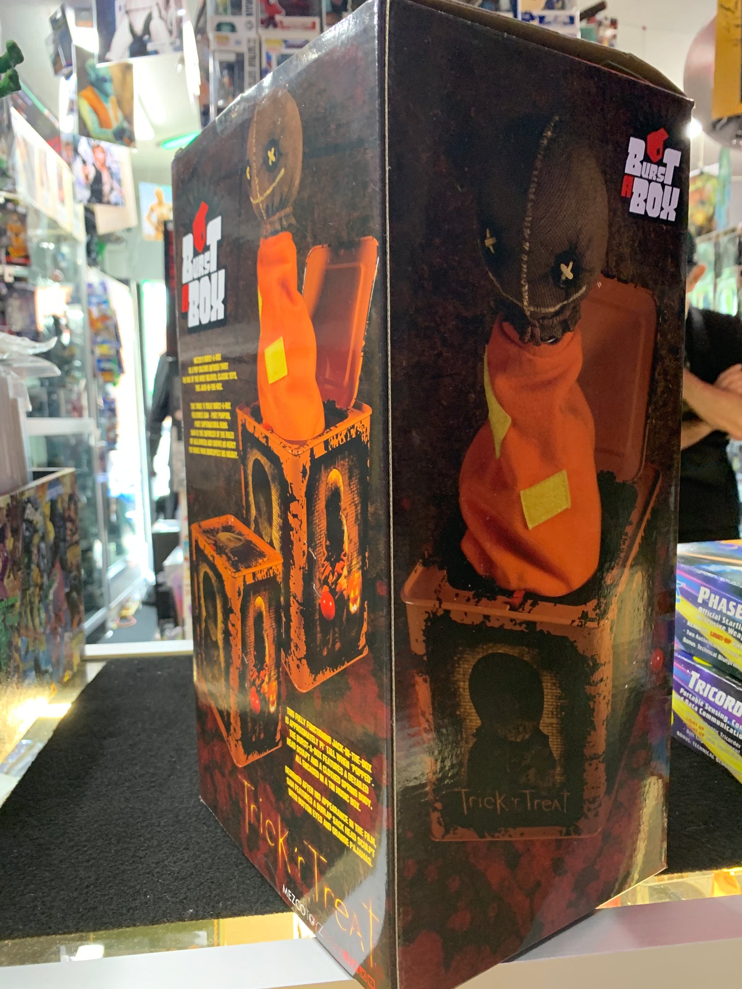 Trick r treat burst Mezco toys