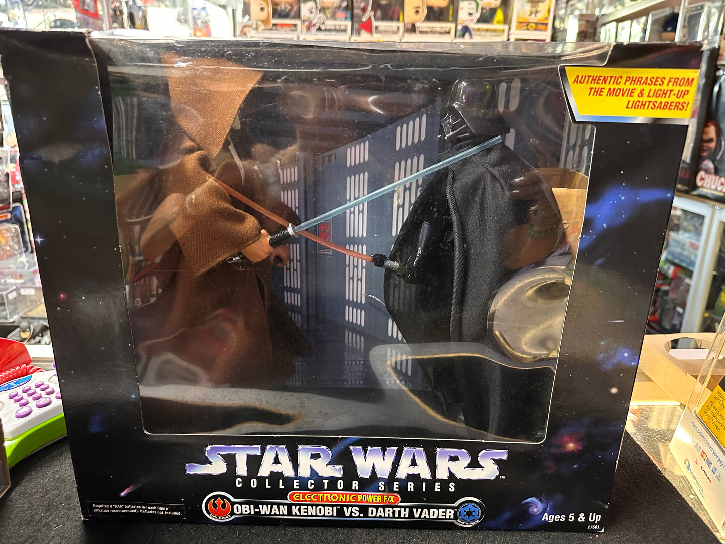 STAR WARS COLLECTOR SERIES OBI-WWAN KENOBI vs DARTH VADER