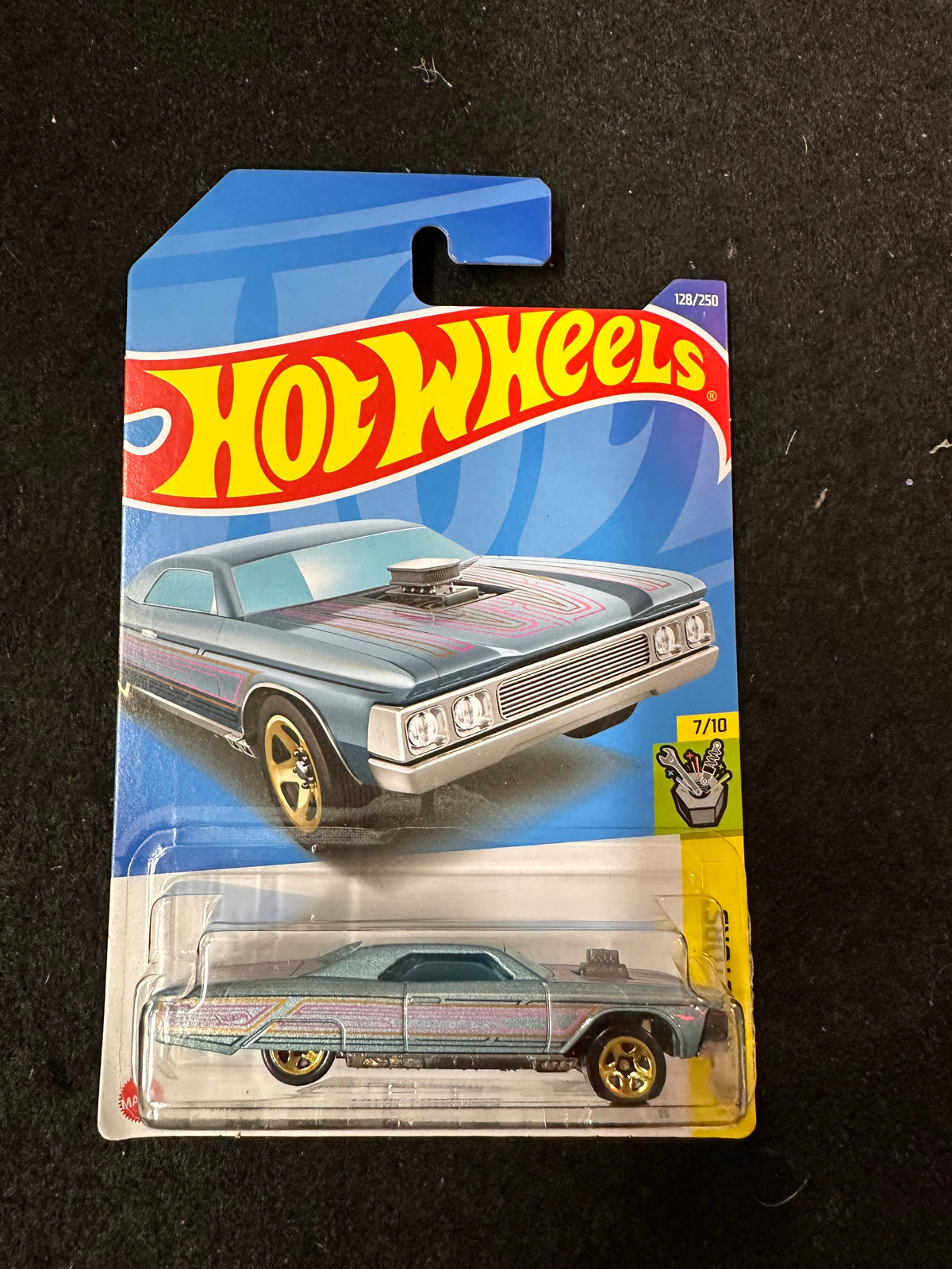 HOTWHEELS LAYIN LOWRIDER
