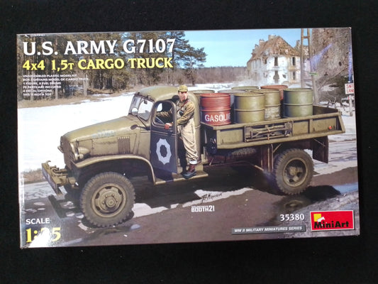 U.S Army G7107 4x4 1.5T Cargo Truck Model Kit MiniArt Models - N06592