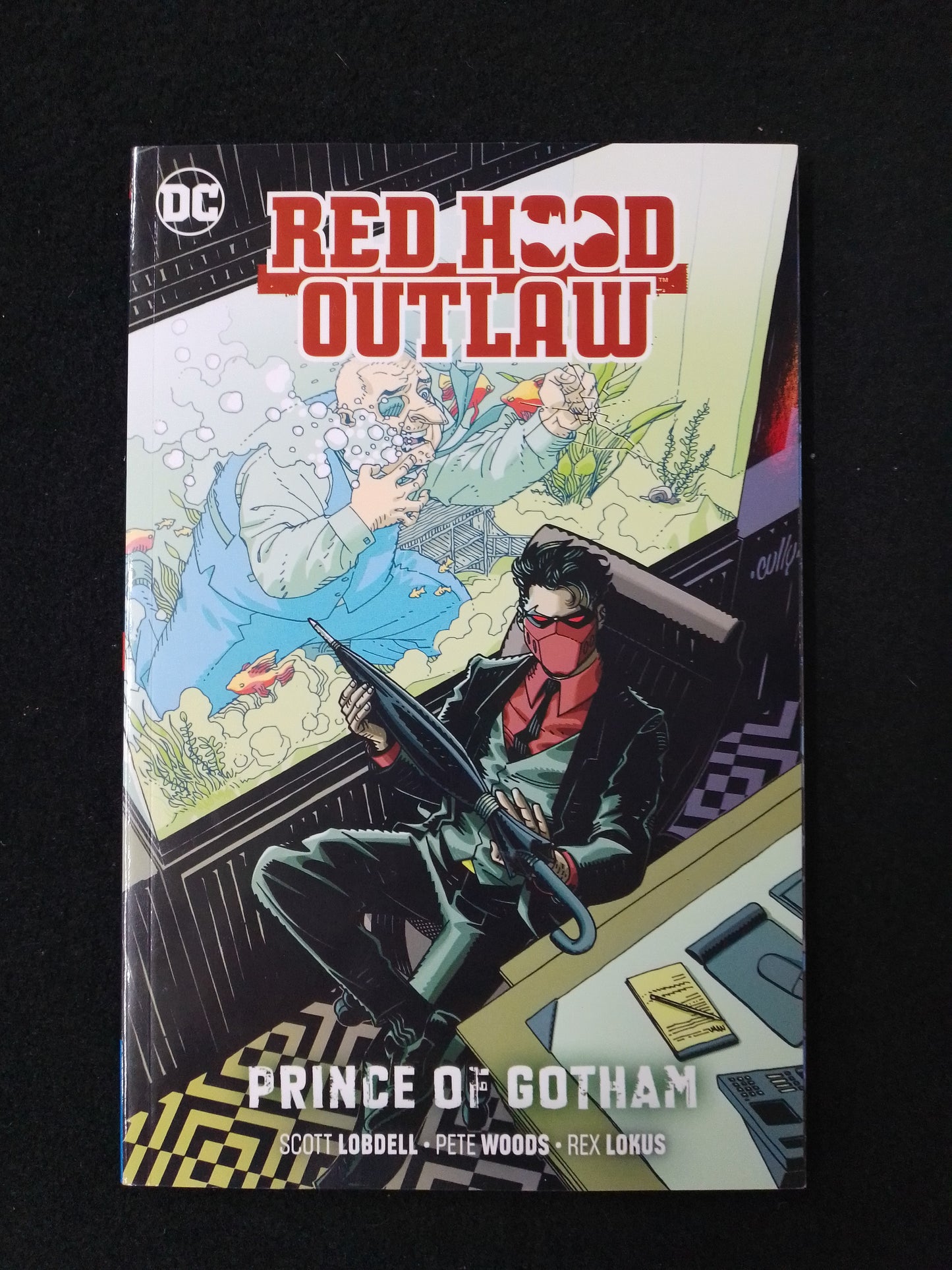Red Hood Outlaw - Price Of Gotham DC Graphic Novel - N06678