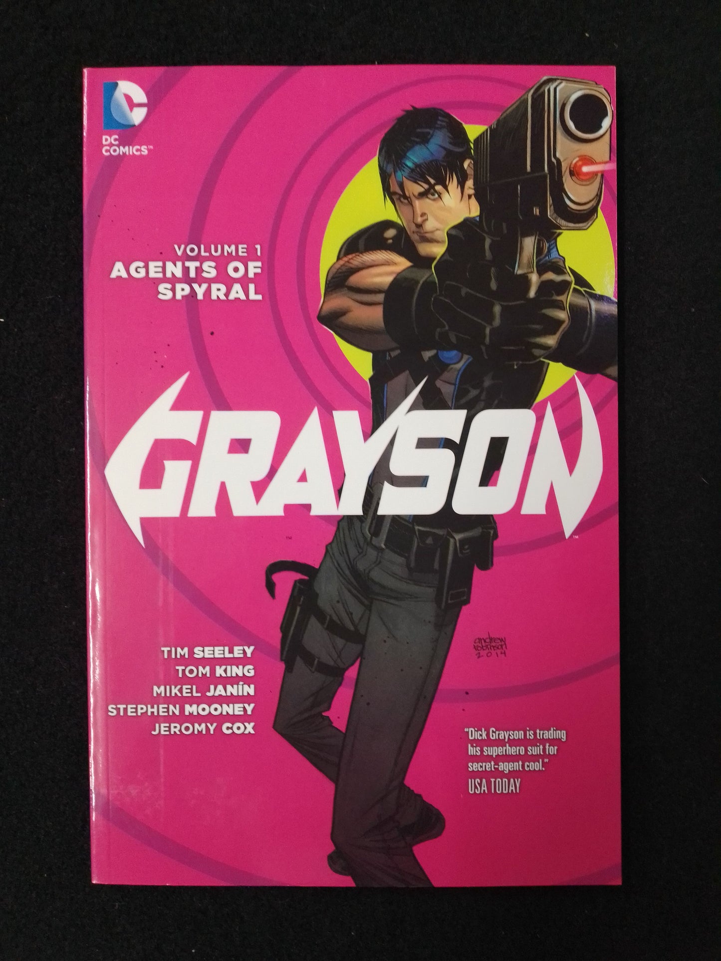 Grayson Volume 1 Agents Of Spyral Graphic Novel - N06691