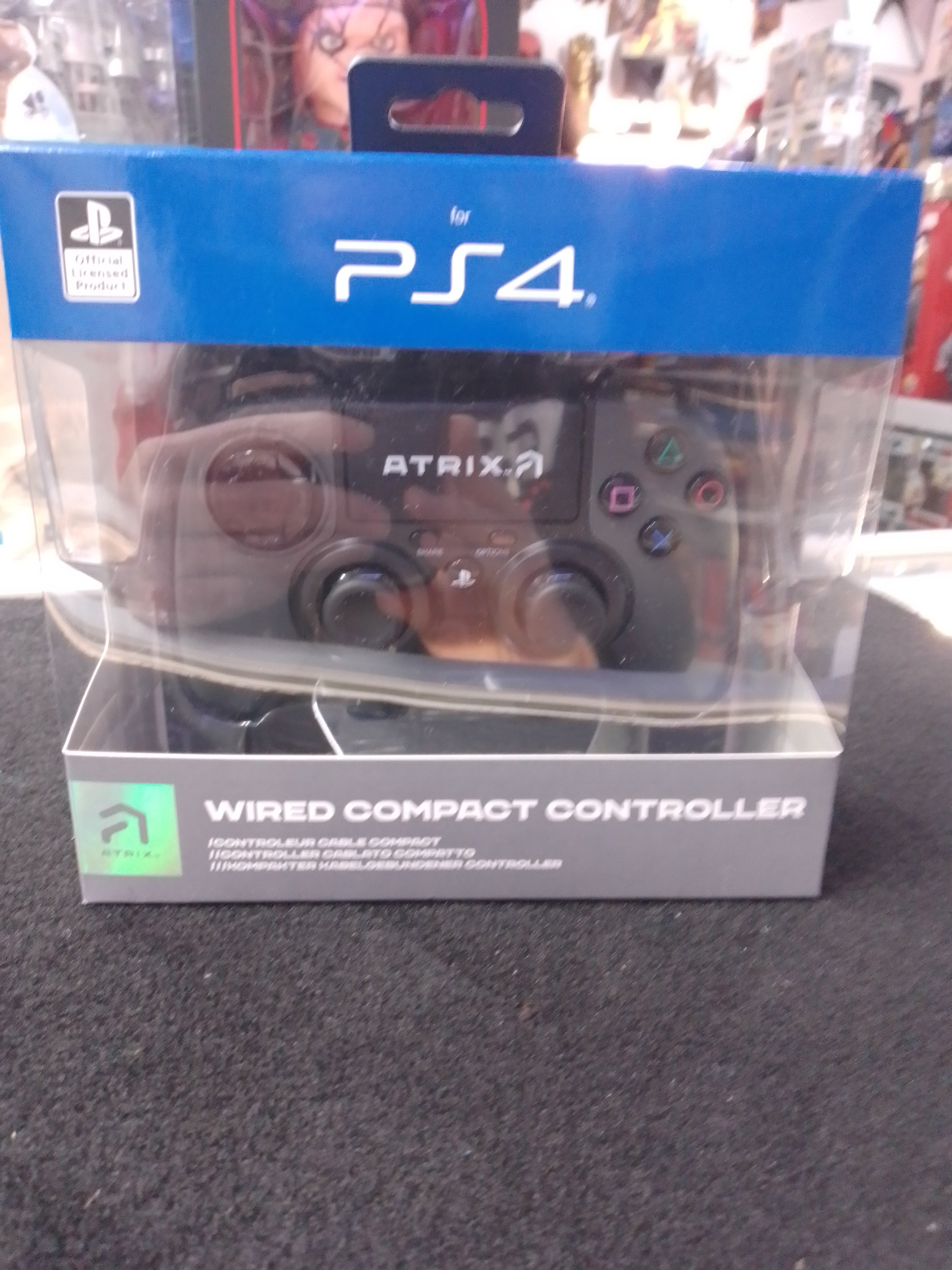 Atrix Controller Atrix Wired Compact PS4 Controller - Black - N08522 – Captain Comics ...