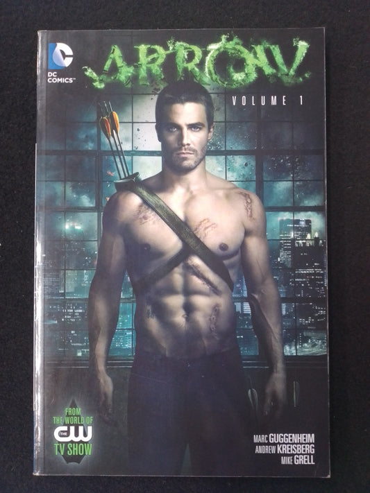 DC Arrow: Volume 1 By Guggenhein, Kriesberg, Grell Graphic Novel - N08713
