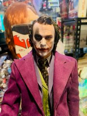 THE DARK KNIGHT THE JOKER HOT TOYS 1/4 SCALE EXCLUSIVE FIGURE