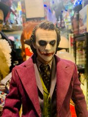 THE DARK KNIGHT THE JOKER HOT TOYS 1/4 SCALE EXCLUSIVE FIGURE