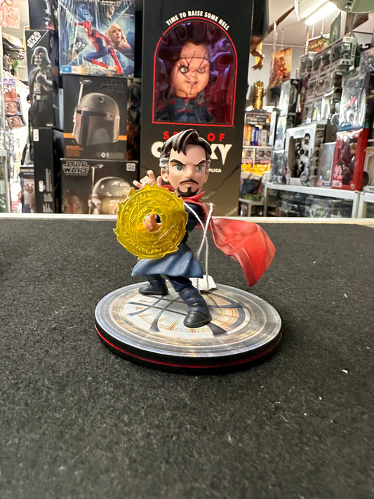 Marvel Q-Fig Dr. Doctor Strange Movie Loot Crate Exclusive Vinyl Figure QMX 2016