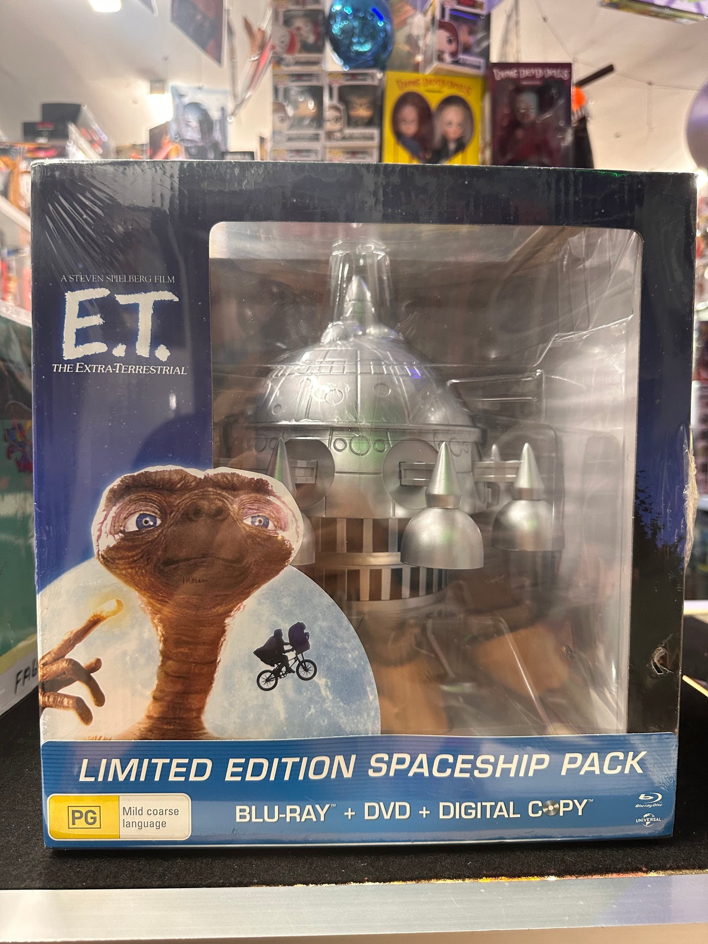 E.T. The Extra-Terrestrial Blu-ray with E.T.’s Spaceship