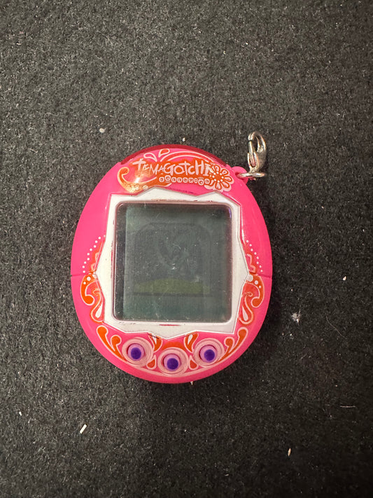 TAMAGOTCHI PINK