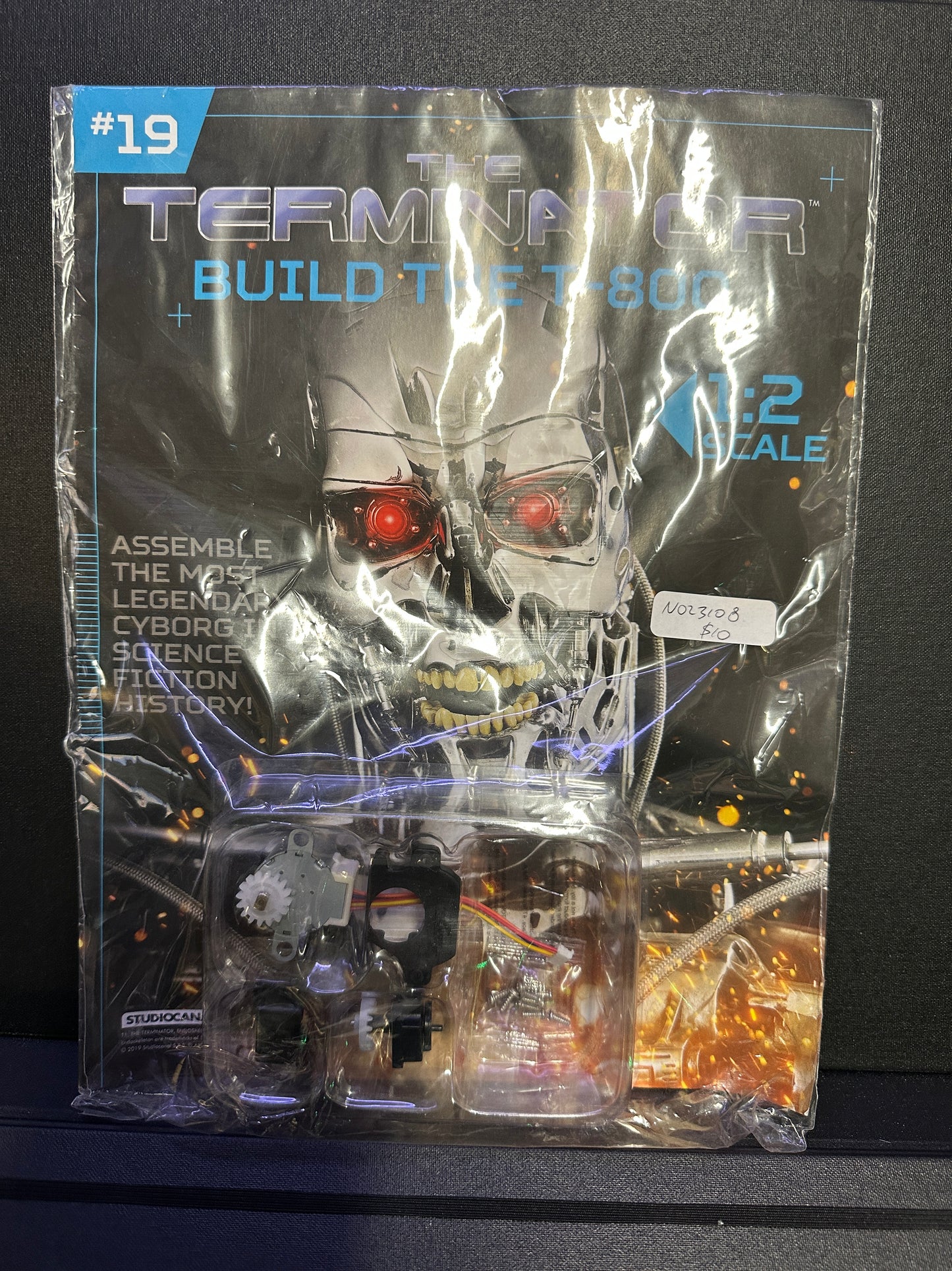 The Terminator: Build the T-800 Kit Magazine #19 and Parts | Hachette Partworks