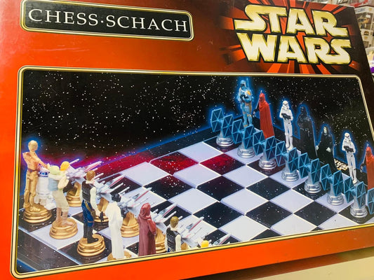 STAR WARS CHESS SET