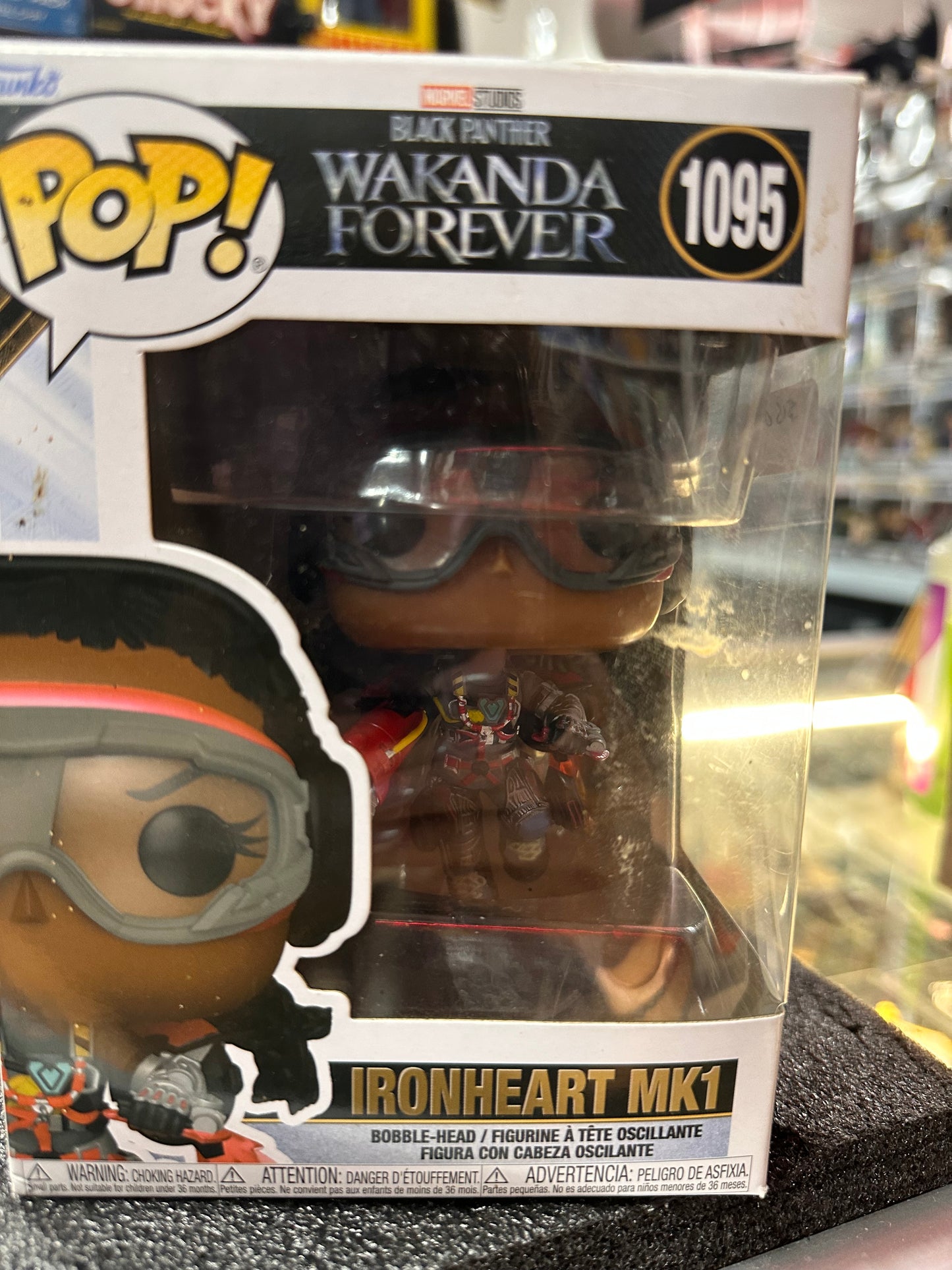 FUNKO WAKANDA FOREVER  IRONHEART MK1 #1095
