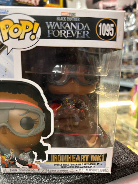 FUNKO WAKANDA FOREVER  IRONHEART MK1 #1095