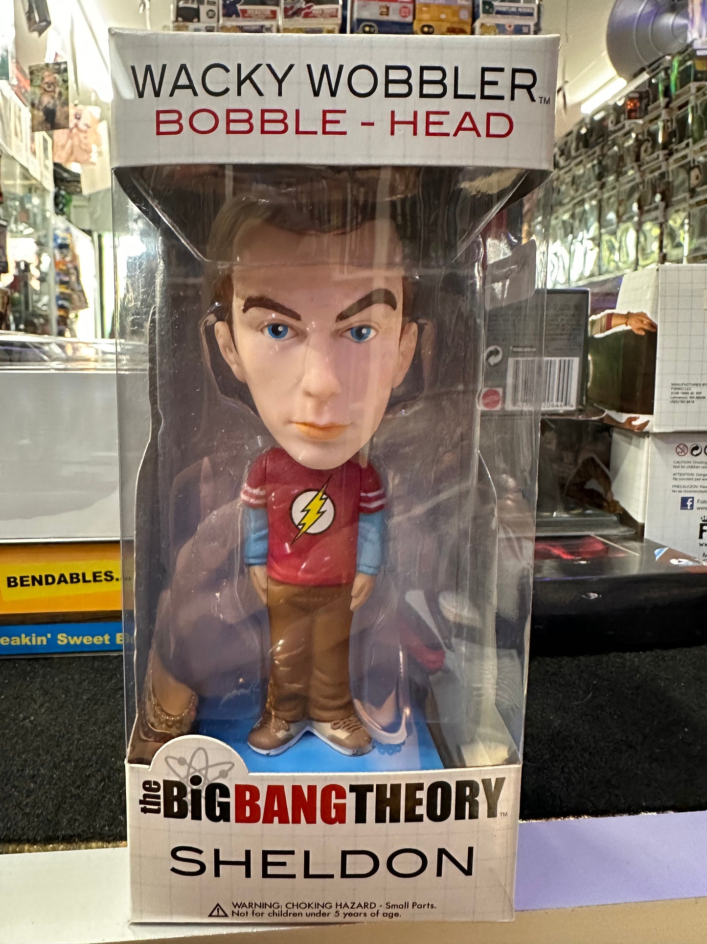 THE BIG BANG THEORY WACKY WOBBLER BOBBLE- HEAD SHELDON