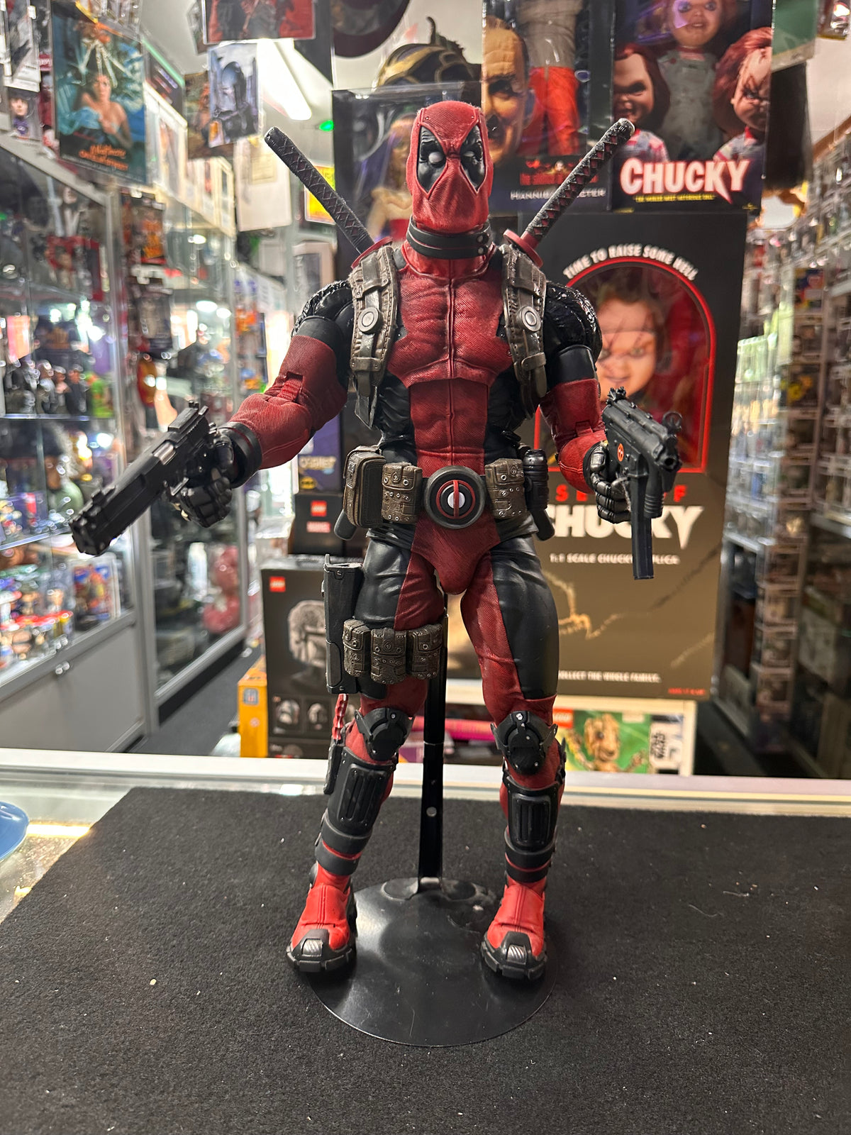 DEADPOOL 18" NECCA FIGURE