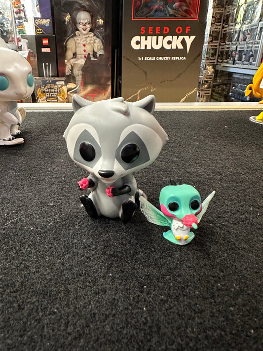 FUNKO POP DISNEY POCAHONTAS MEEKO WITH FLIT EARTH DAY #233 (NO BOX)