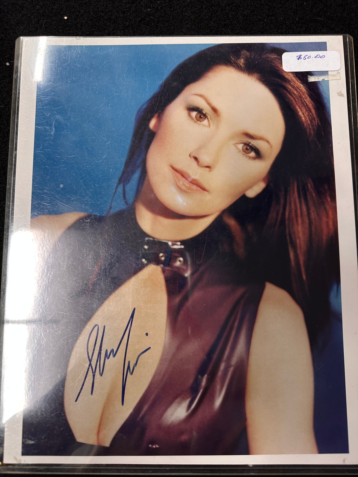 SHANIA TWAIN AUTOGRAPH WITH C.O.A