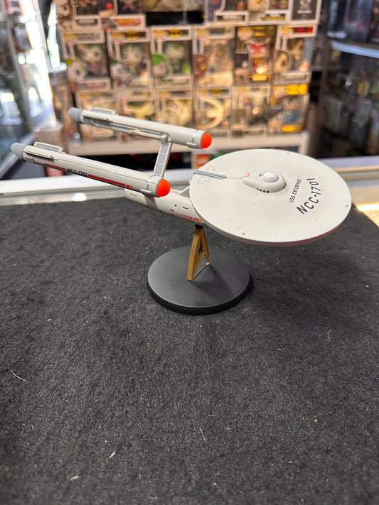 STAR TREK U.S.S ENTERPRISE NCC-1701
