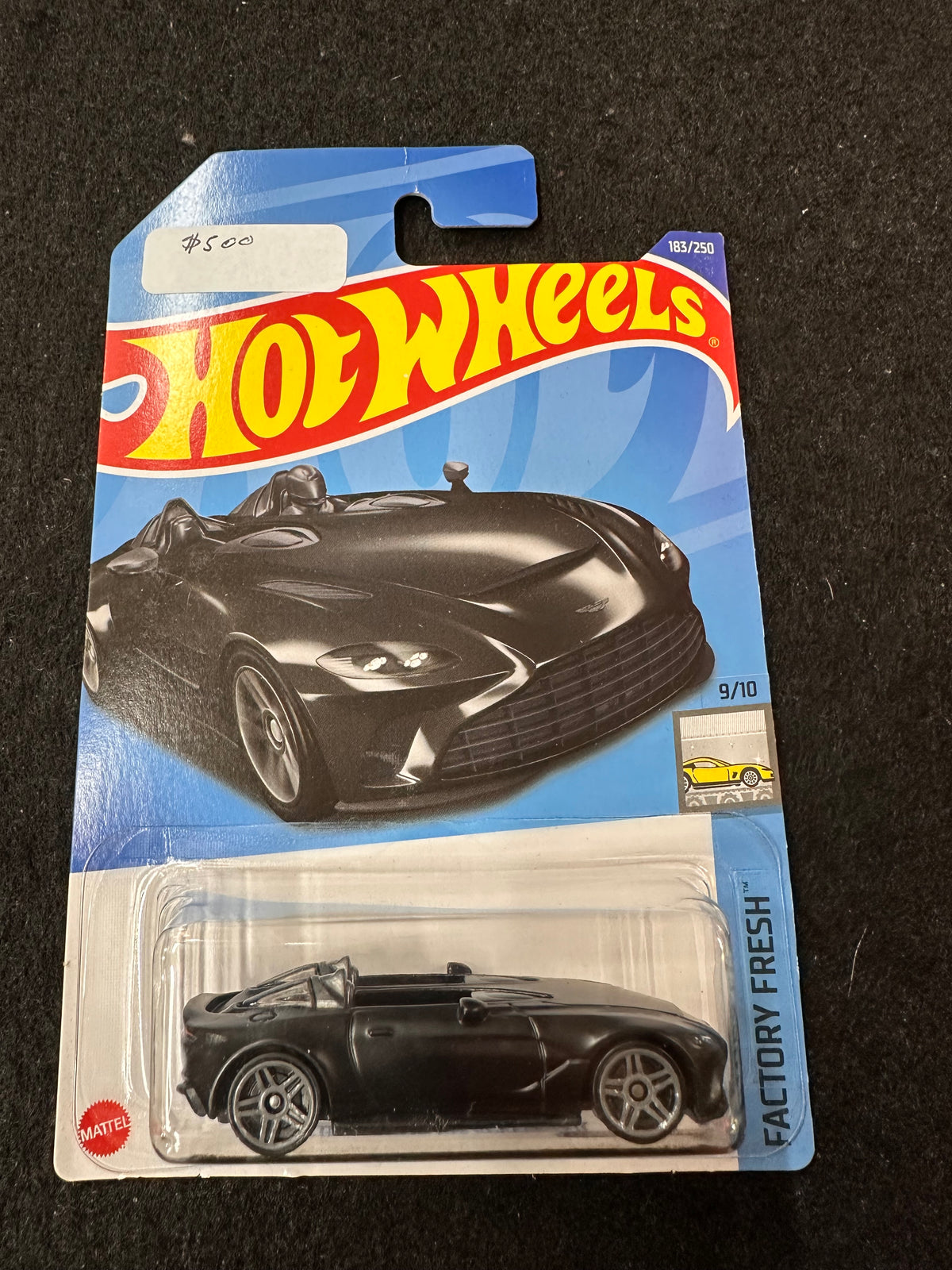HOT WHEELS ASTON MARTIN V12 SPEEDSTER