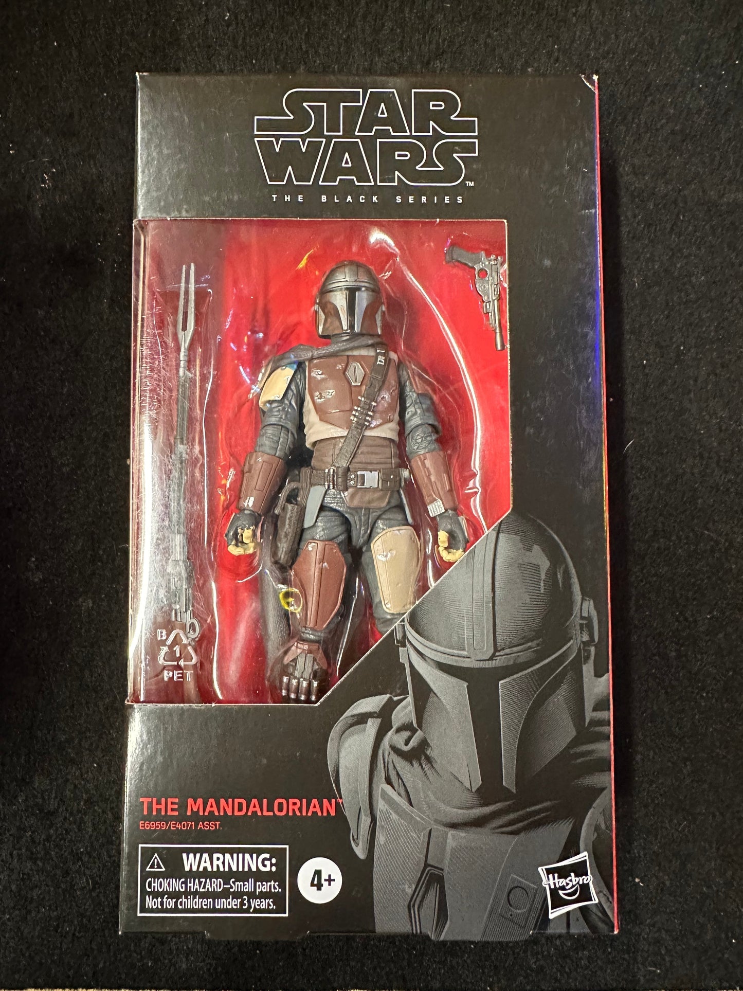 STAR WARS BLACK SERIES THE MANDALORIAN FIGURE