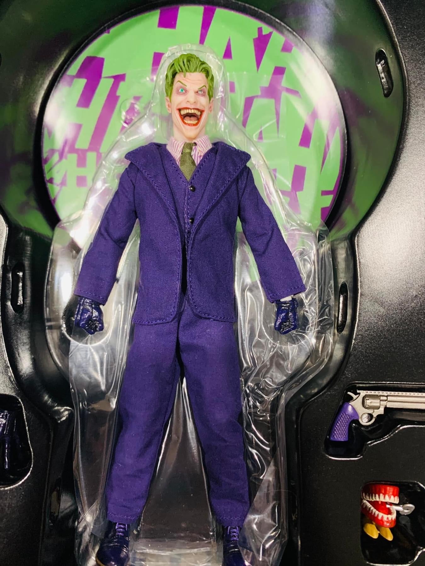 THE JOKER  ONE : 12 ACTION FIGURE